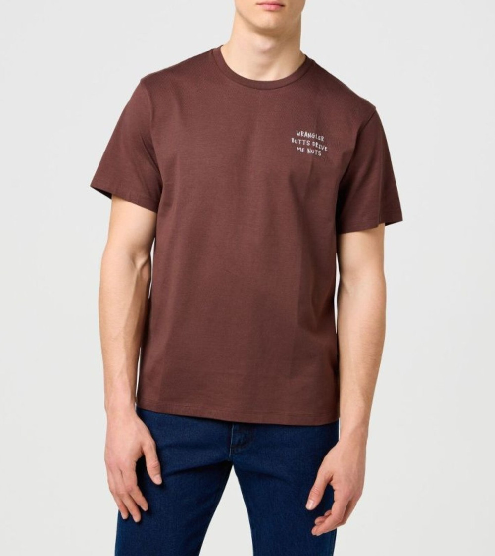 NWT Wrangler Graphic T-Shirt Mens M Mahogany Butts Drive Me Nuts Embroidery Tee